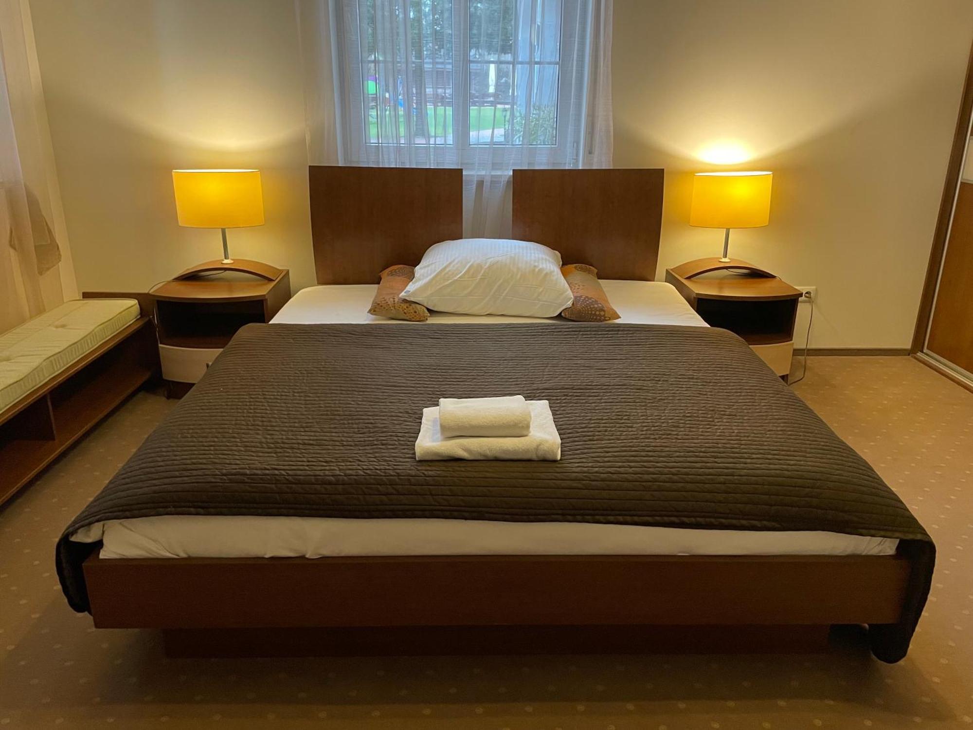 An-Son Apartamenty Zielona Góra Oda fotoğraf