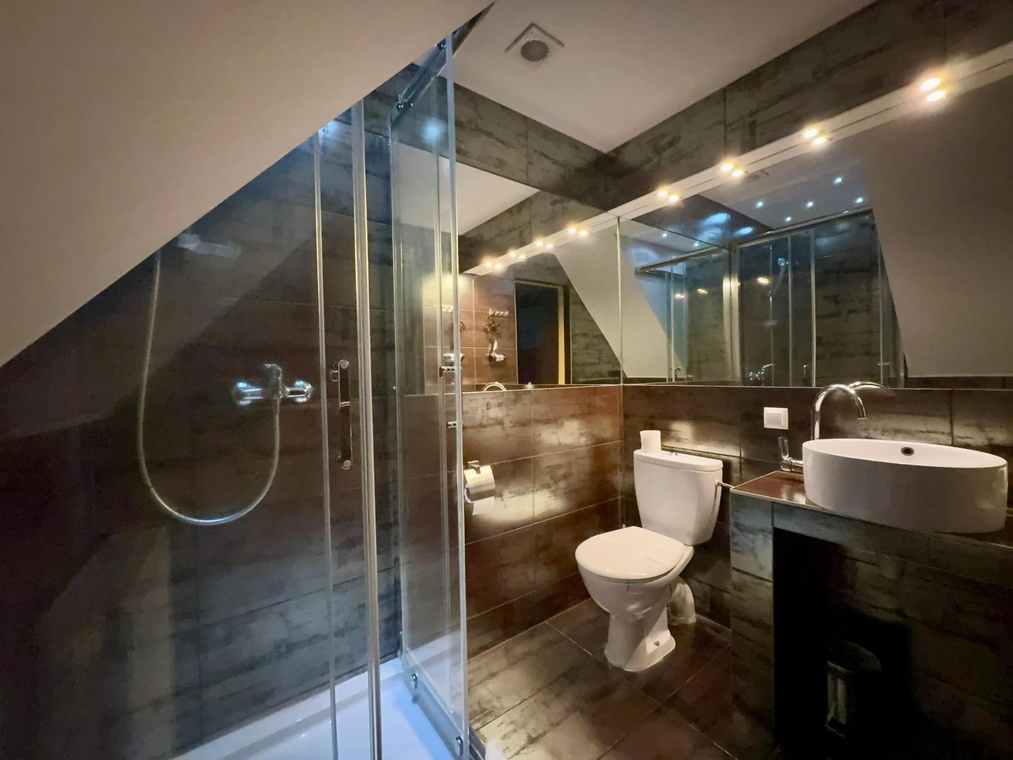 An-Son Apartamenty Zielona Góra Oda fotoğraf