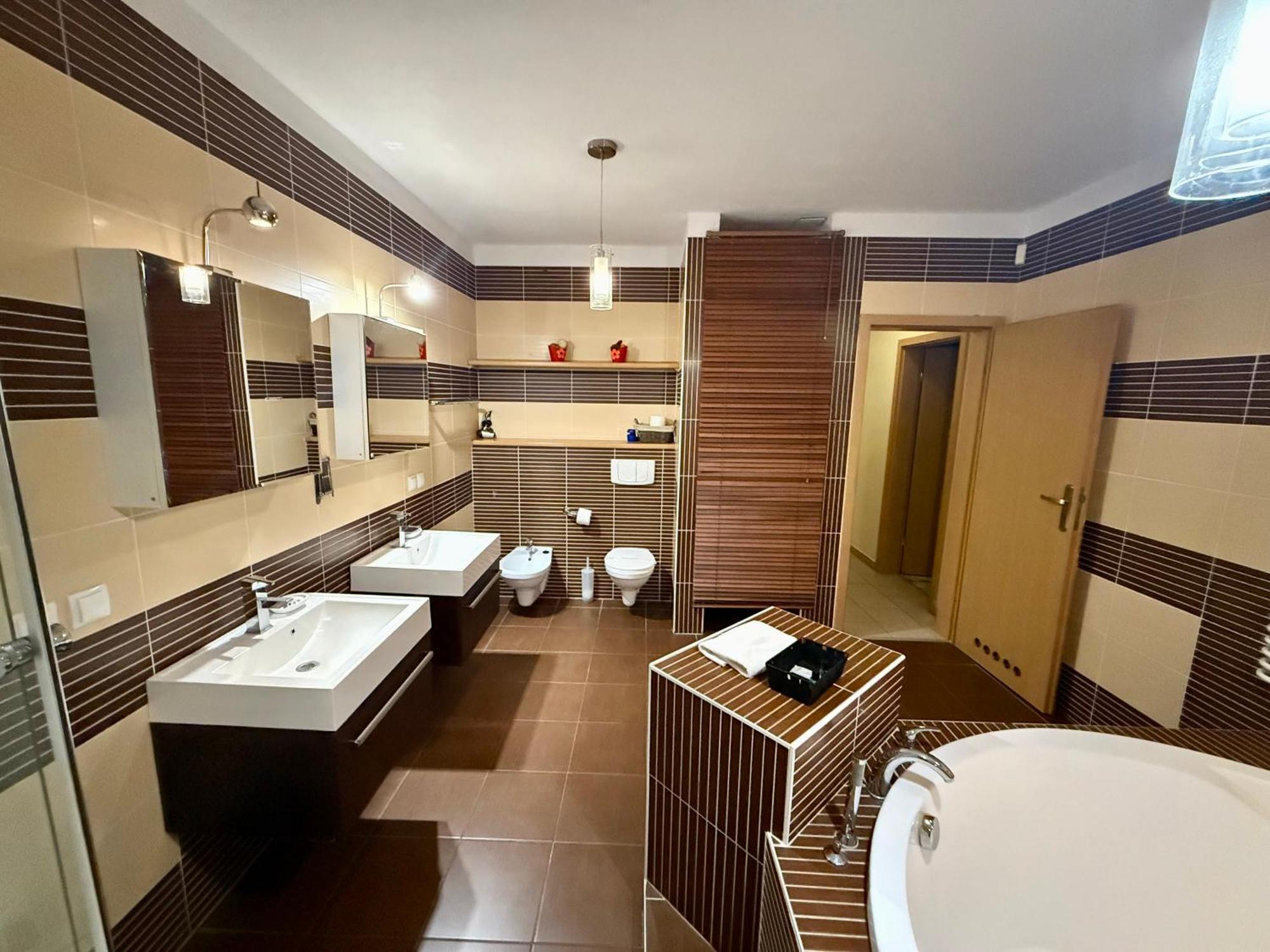An-Son Apartamenty Zielona Góra Oda fotoğraf