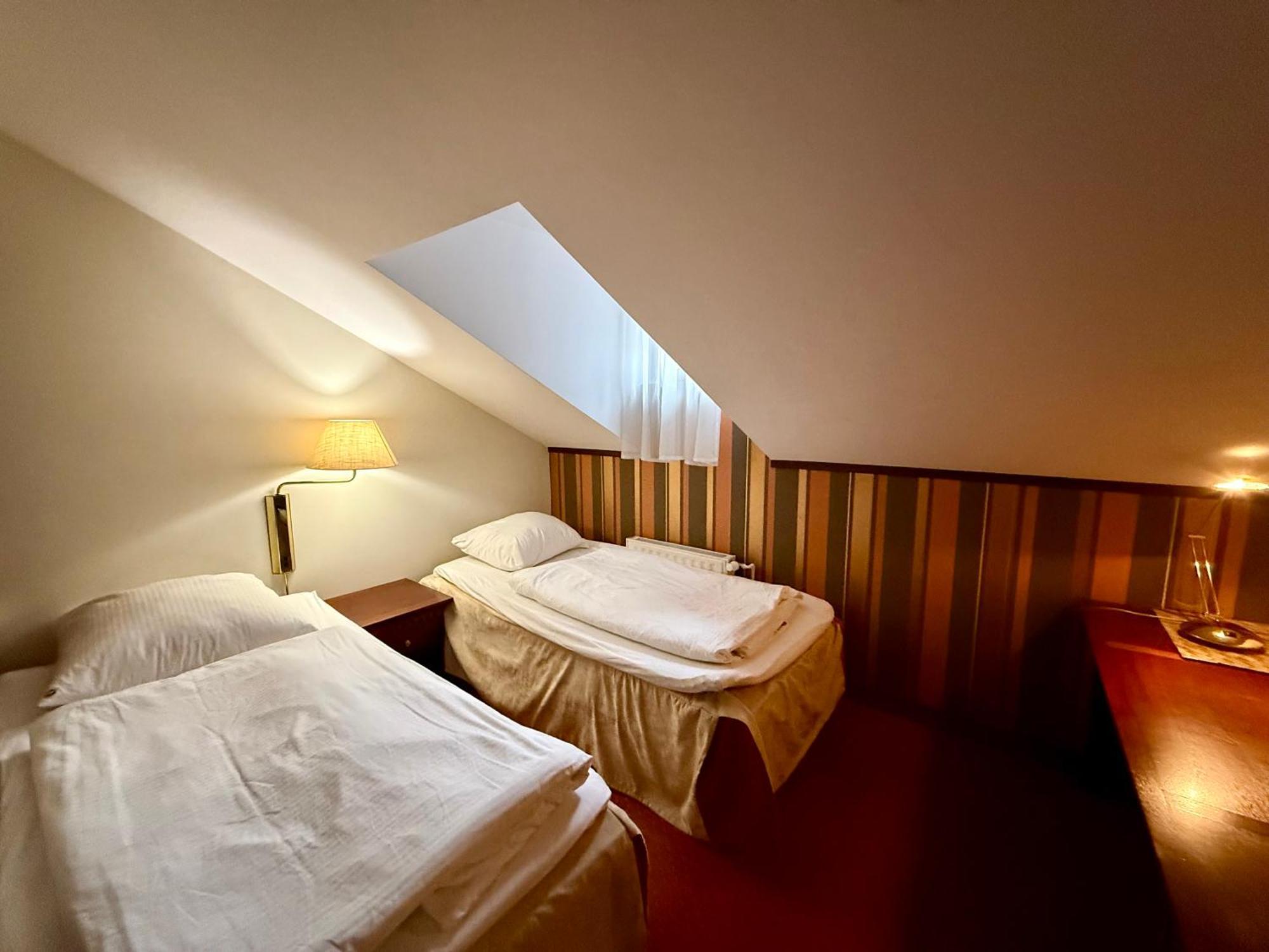 An-Son Apartamenty Zielona Góra Oda fotoğraf