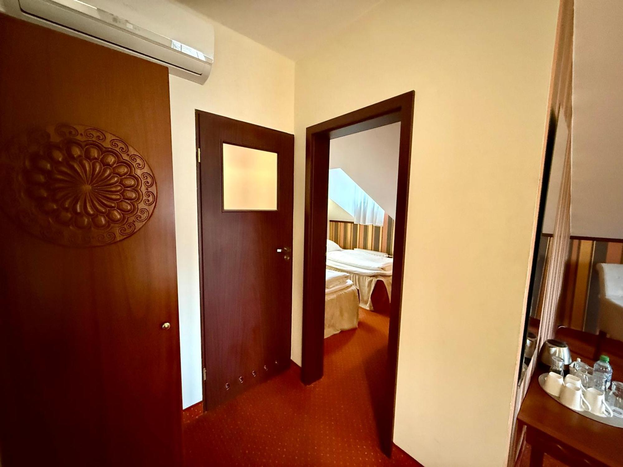 An-Son Apartamenty Zielona Góra Oda fotoğraf